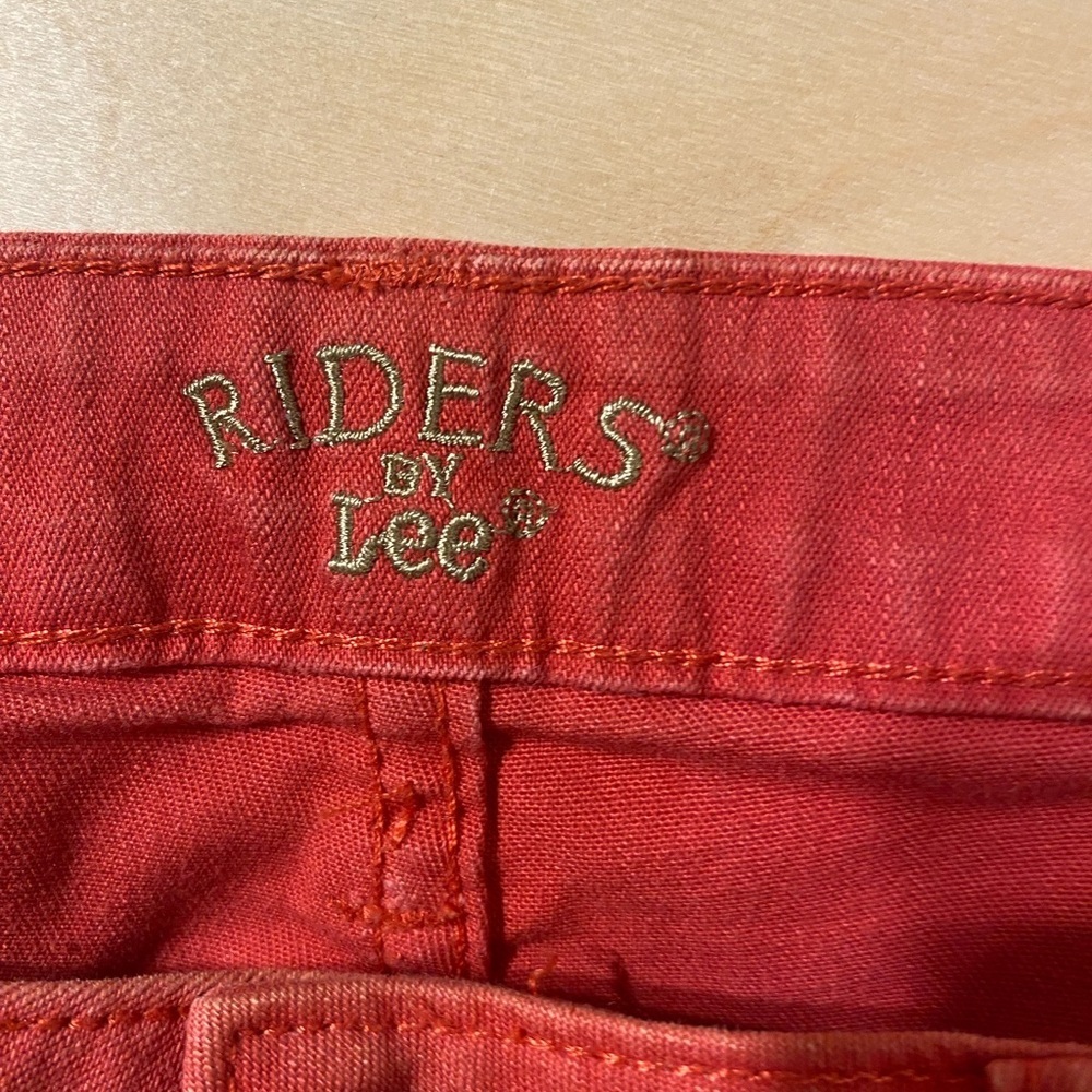 Lee Riders Red Capris 10 M (MY) - Picture 4 of 6